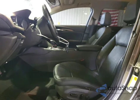 2018 Buick Regal Tourx Essence from USA, damaged, VIN W04GV8SX3J1106103